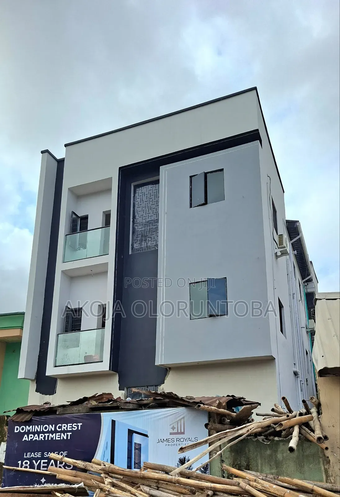 Units of Self Con for Lease in This Newly Built House 12 Million.