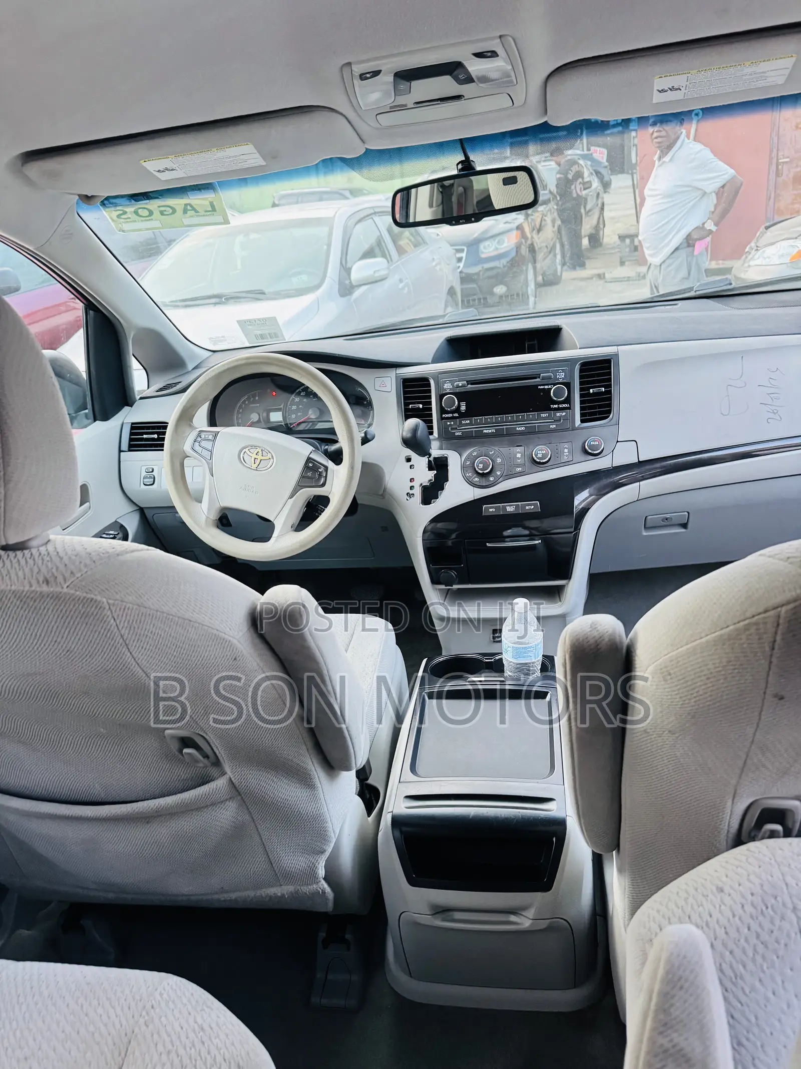 Toyota Sienna LE 7 Passenger Mobility 2012