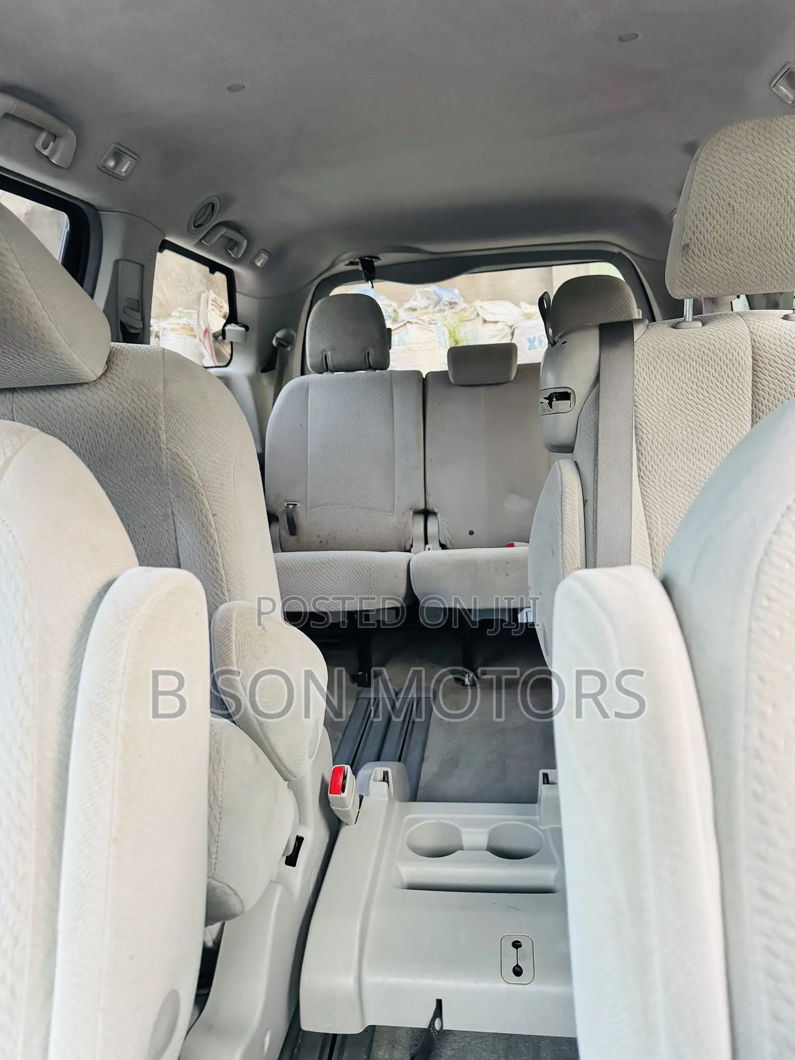 Toyota Sienna LE 7 Passenger Mobility 2012