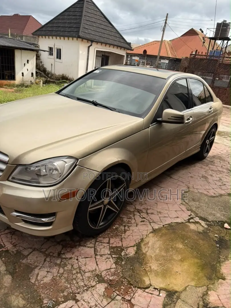 Mercedes-Benz C350 C 350 4MATIC AWD 2013 Gold