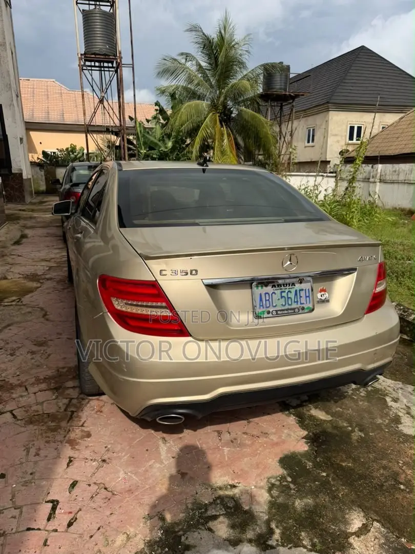 Mercedes-Benz C350 C 350 4MATIC AWD 2013 Gold