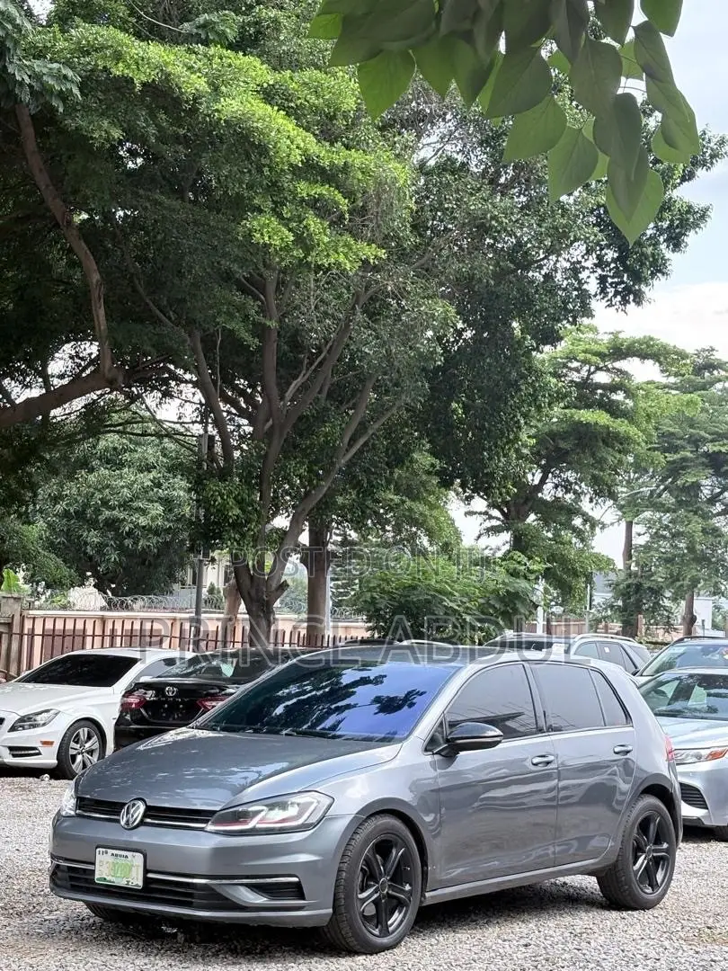 Volkswagen Golf 2022 Gray