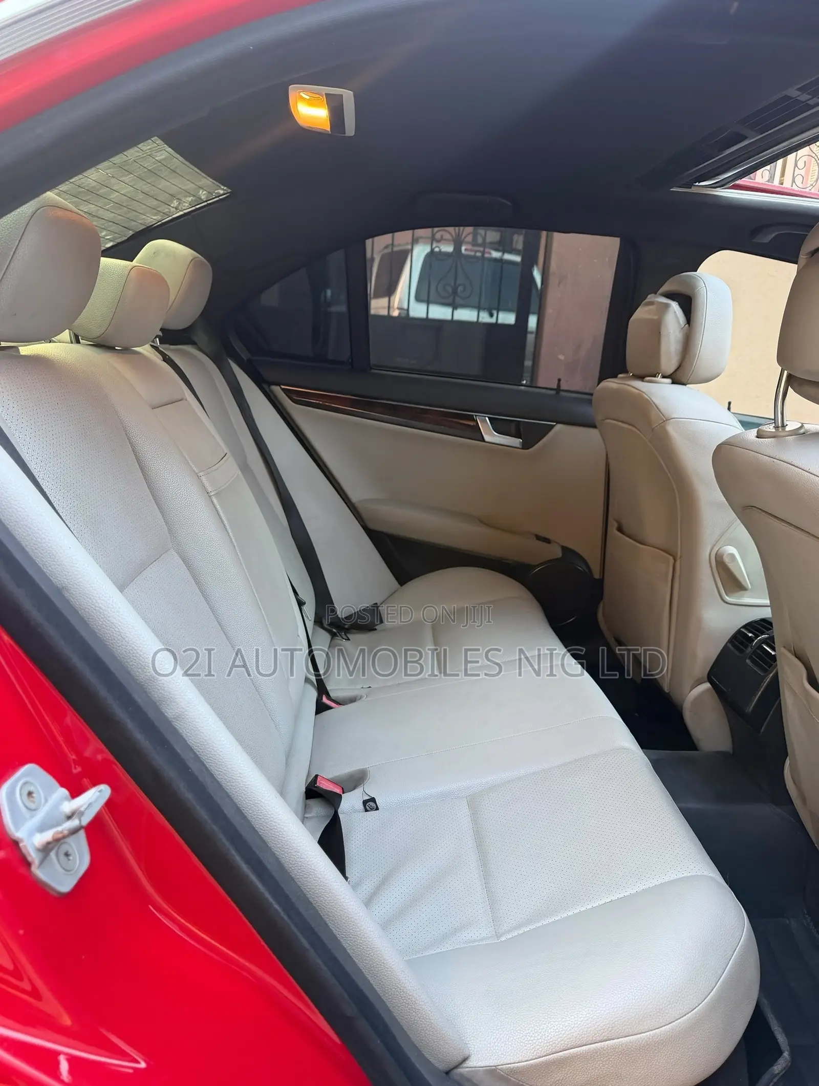 Mercedes-Benz C350 2013 Red