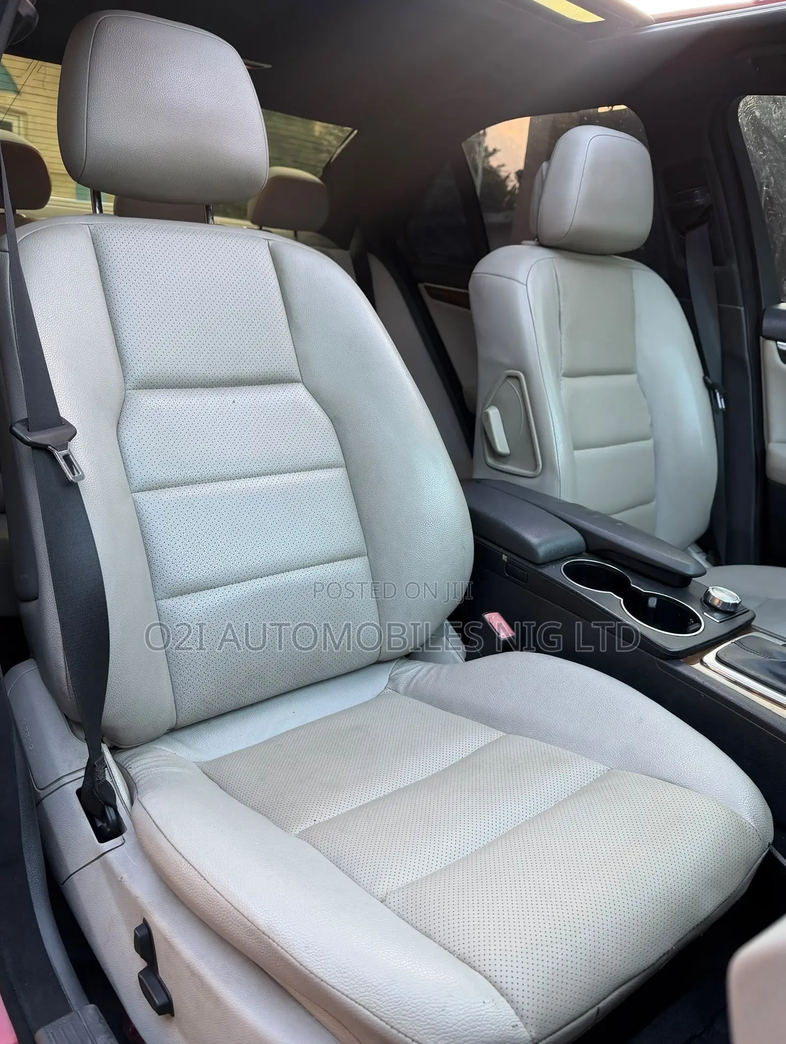 Mercedes-Benz C350 2013 Red