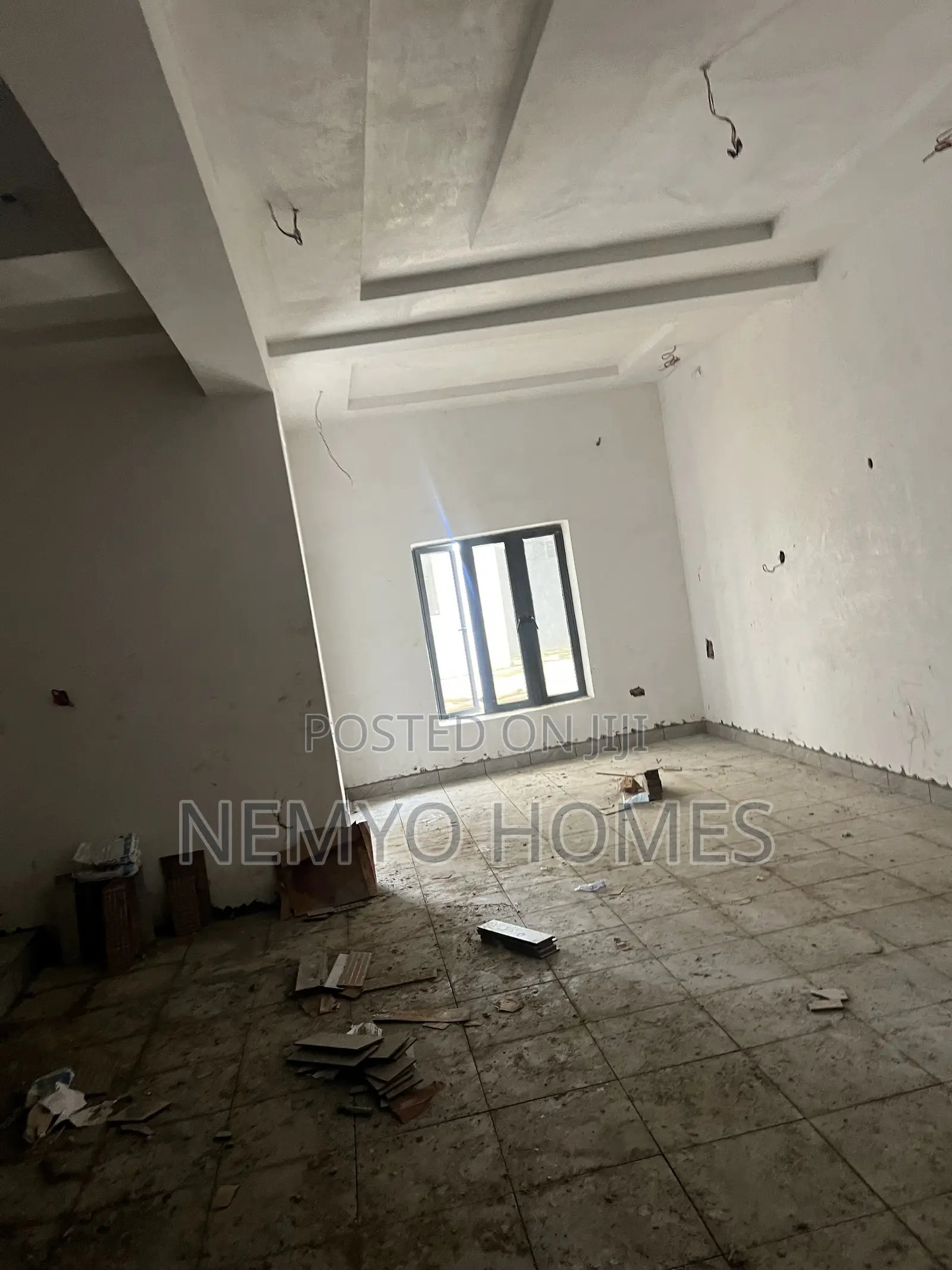 4bdrm Duplex in Kaura for sale
