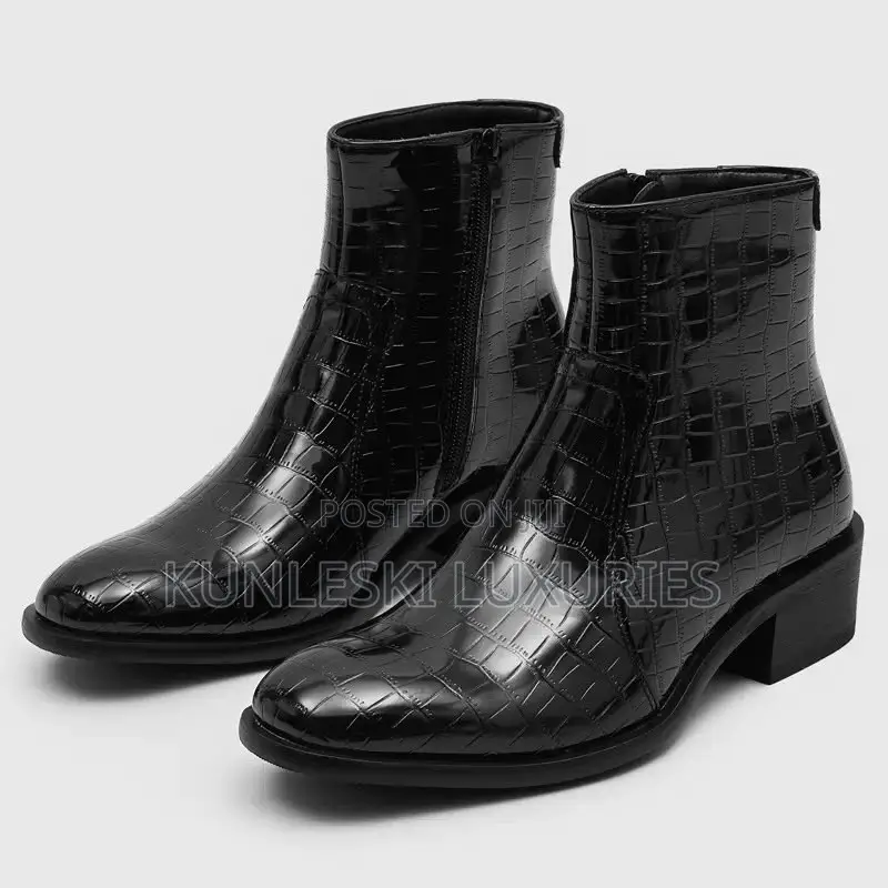 Original Embossed Crocodile Zipper Chelsea Boot