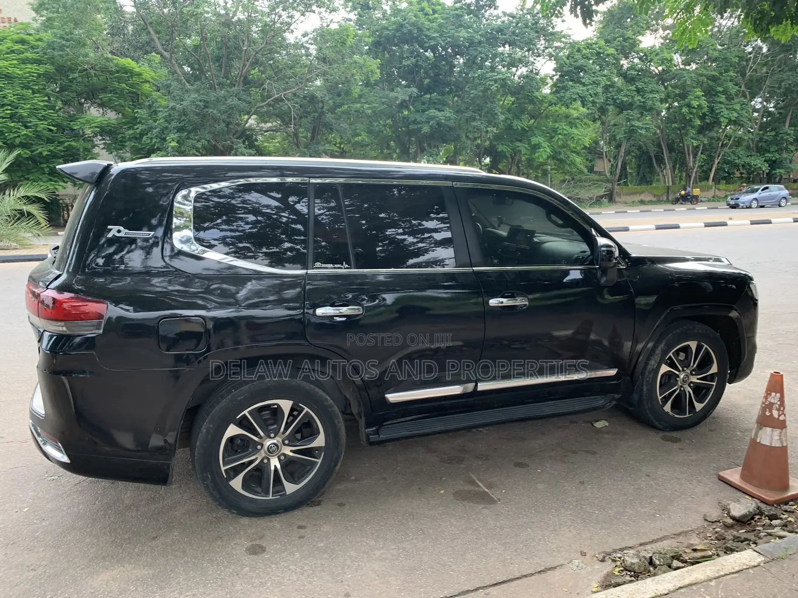 Toyota Land Cruiser 2023 Black
