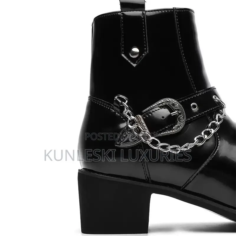 Original British Chain Patent Leather Boot