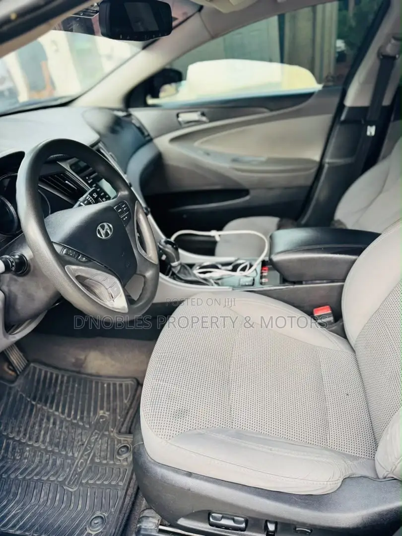 Hyundai Sonata 2014 Black