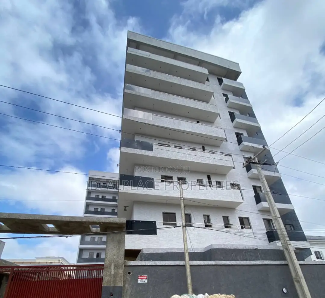 3bdrm Apartment in Victoria Island for sale