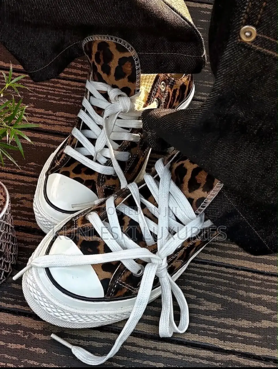 Original Converse Chuck Taylor All Star 70 Low Leopard Print Sneakers