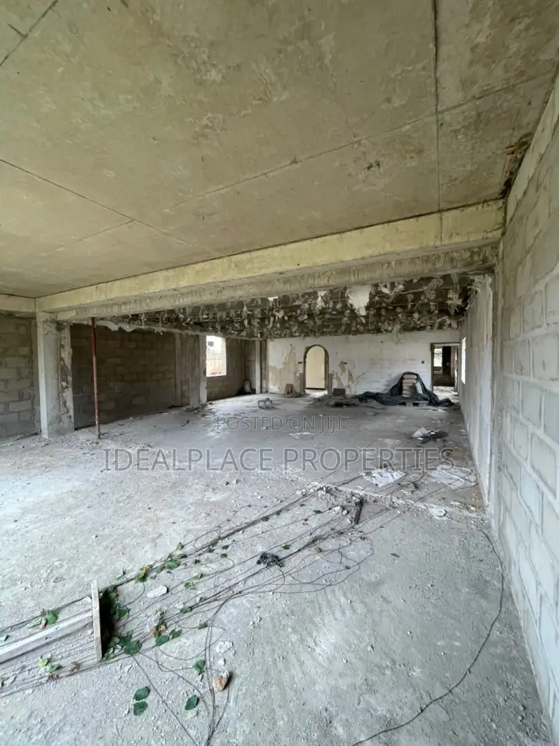 4bdrm Duplex in VGC / Ajah for sale
