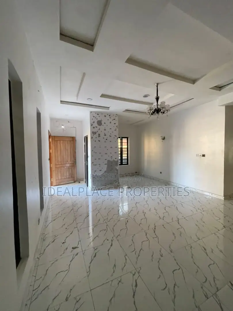 4bdrm Duplex in Ikota for rent
