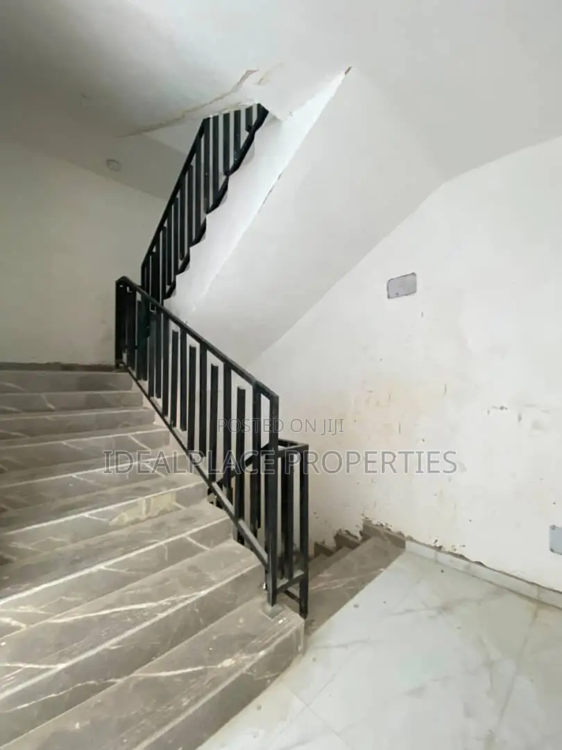 2bdrm Apartment in Victoria Island for sale