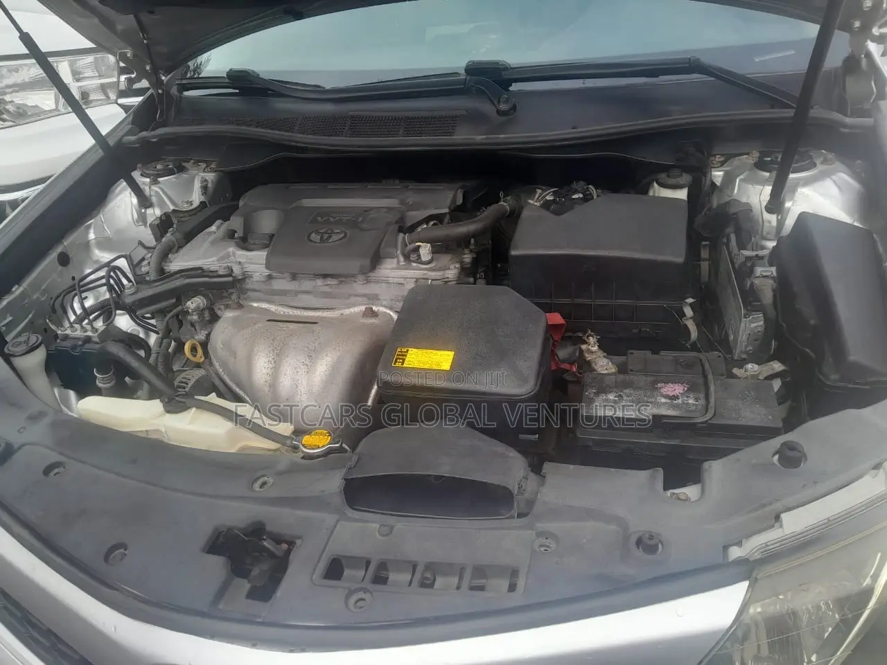 Toyota Camry SE 4dr Sedan (2.5L 4cyl 6A) 2013 Silver