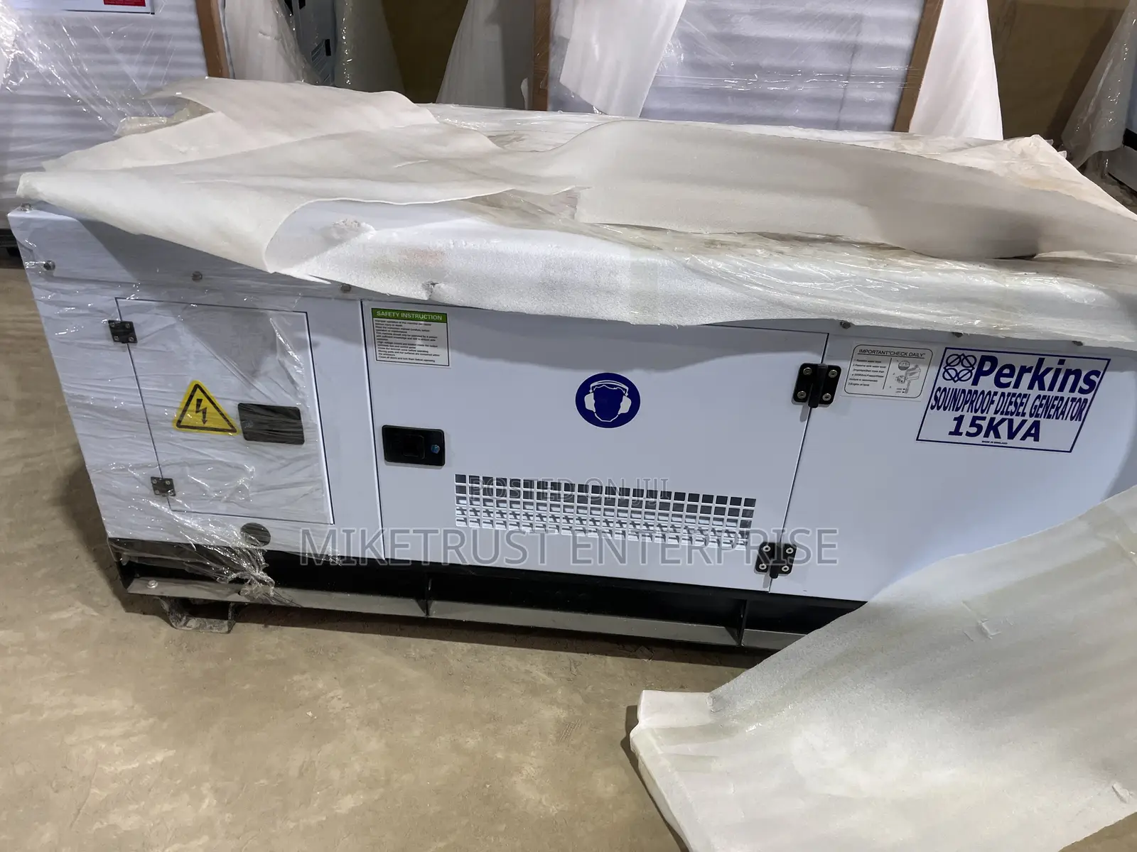 Perkins 15kva Diesel Complete Soundproof Generator