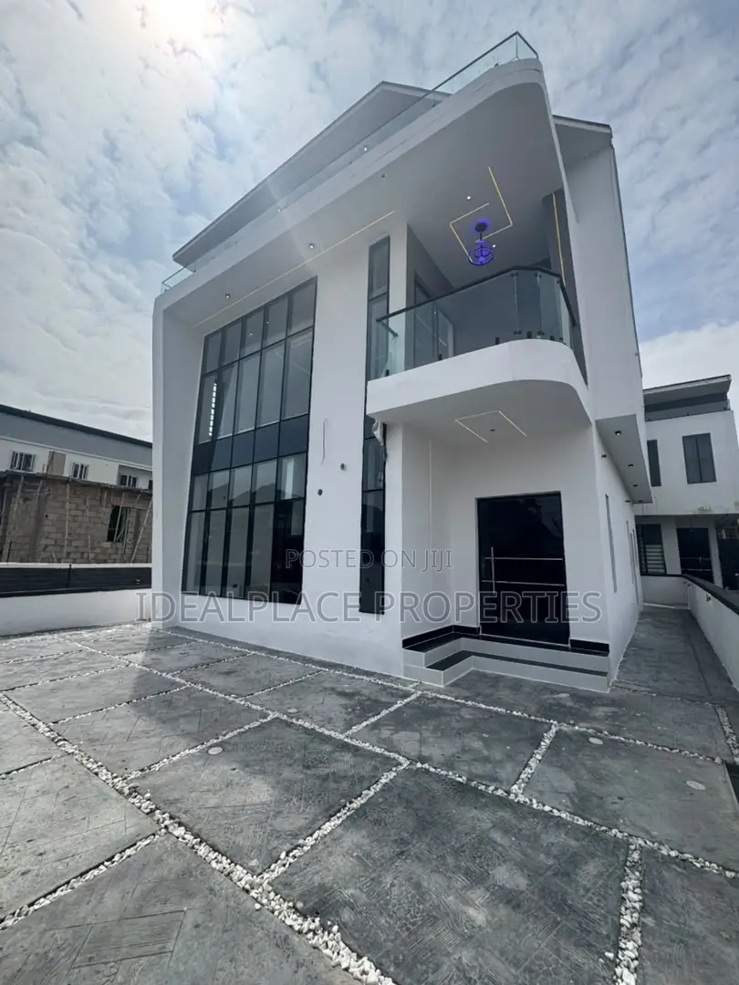 4bdrm Duplex in Sangotedo for sale