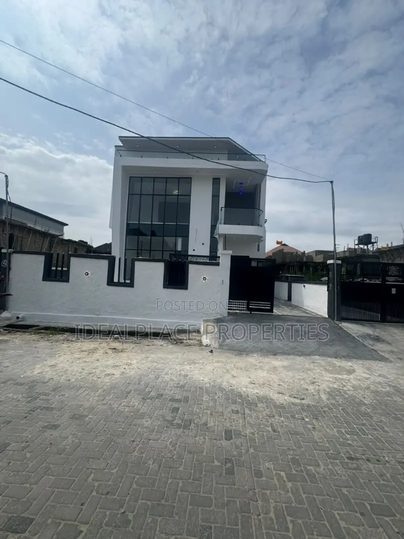 4bdrm Duplex in Sangotedo for sale