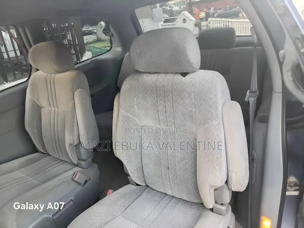 Toyota Sienna 2002 Blue