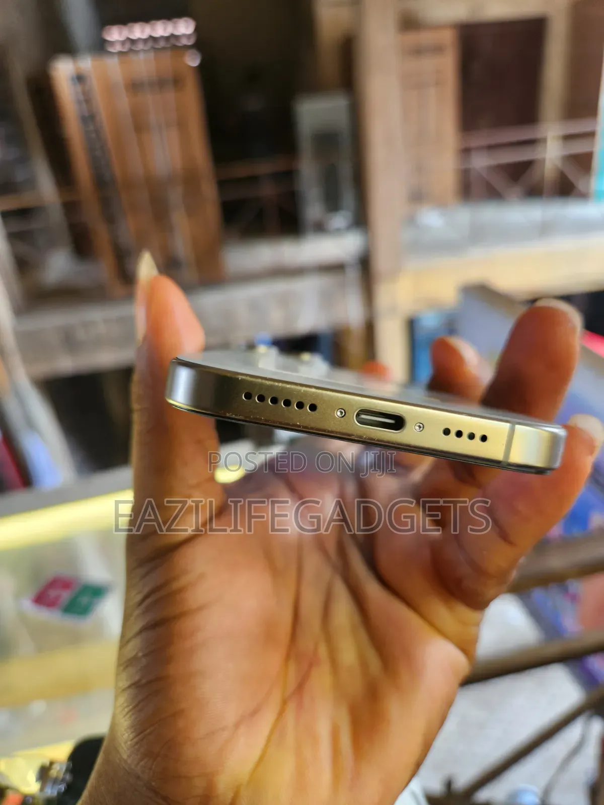 New Apple iPhone 15 Pro Max 256 GB Silver