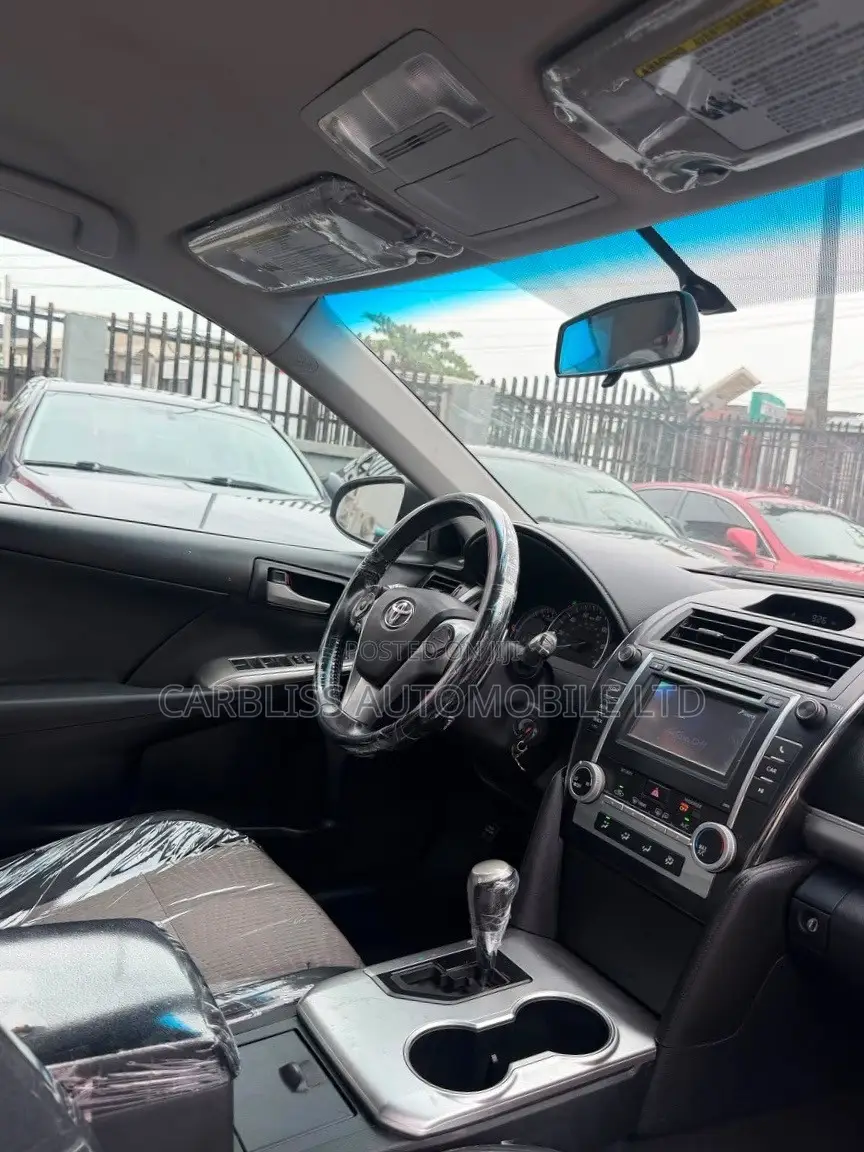 Toyota Camry SE 4dr Sedan (2.5L 4cyl 6A) 2013 Burgundy
