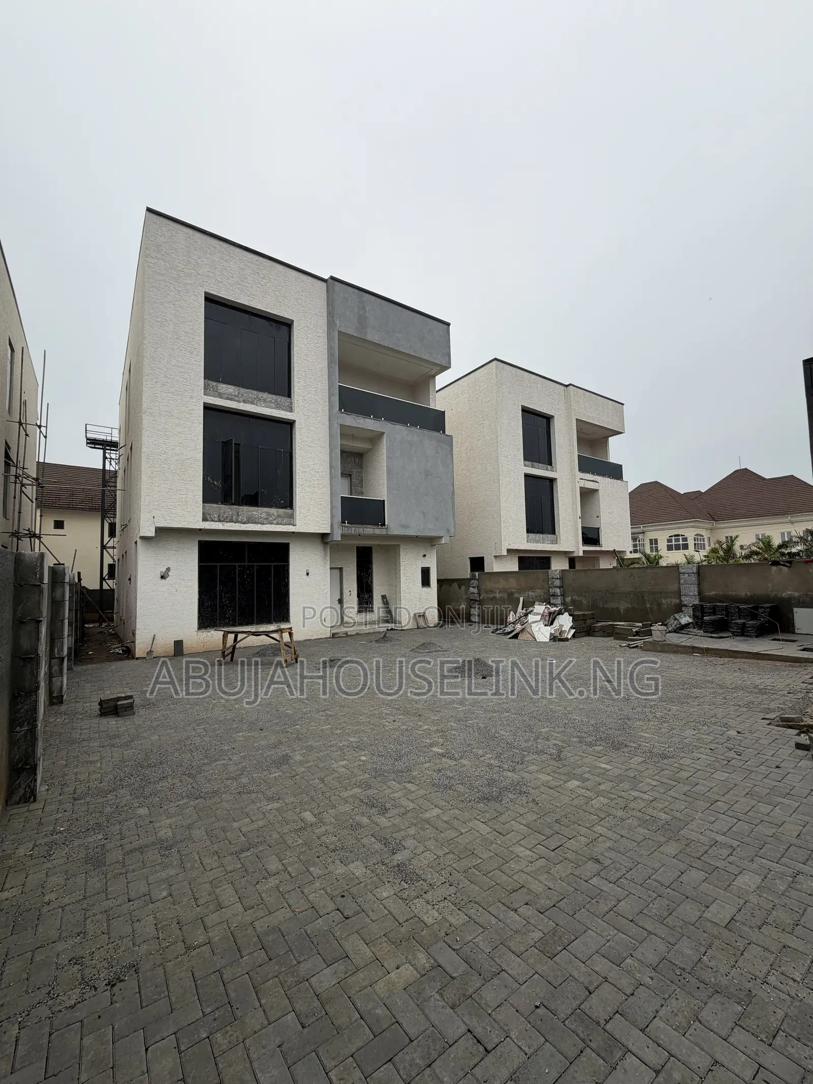 5bdrm Duplex in Asokoro Main Abuja for sale