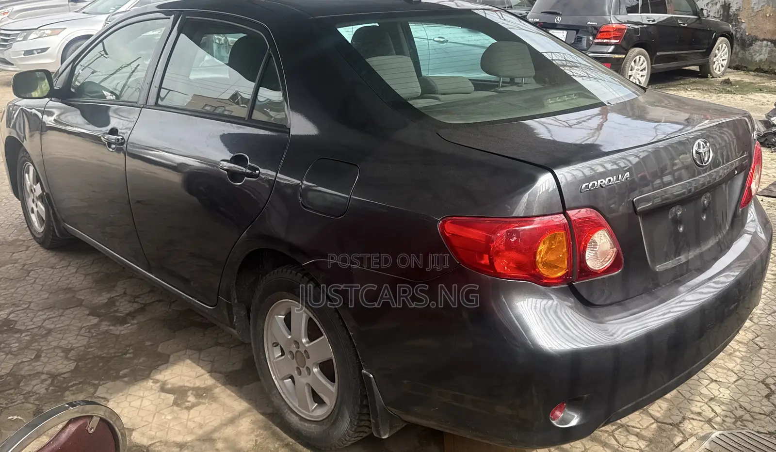 Toyota Corolla 2009 Gray