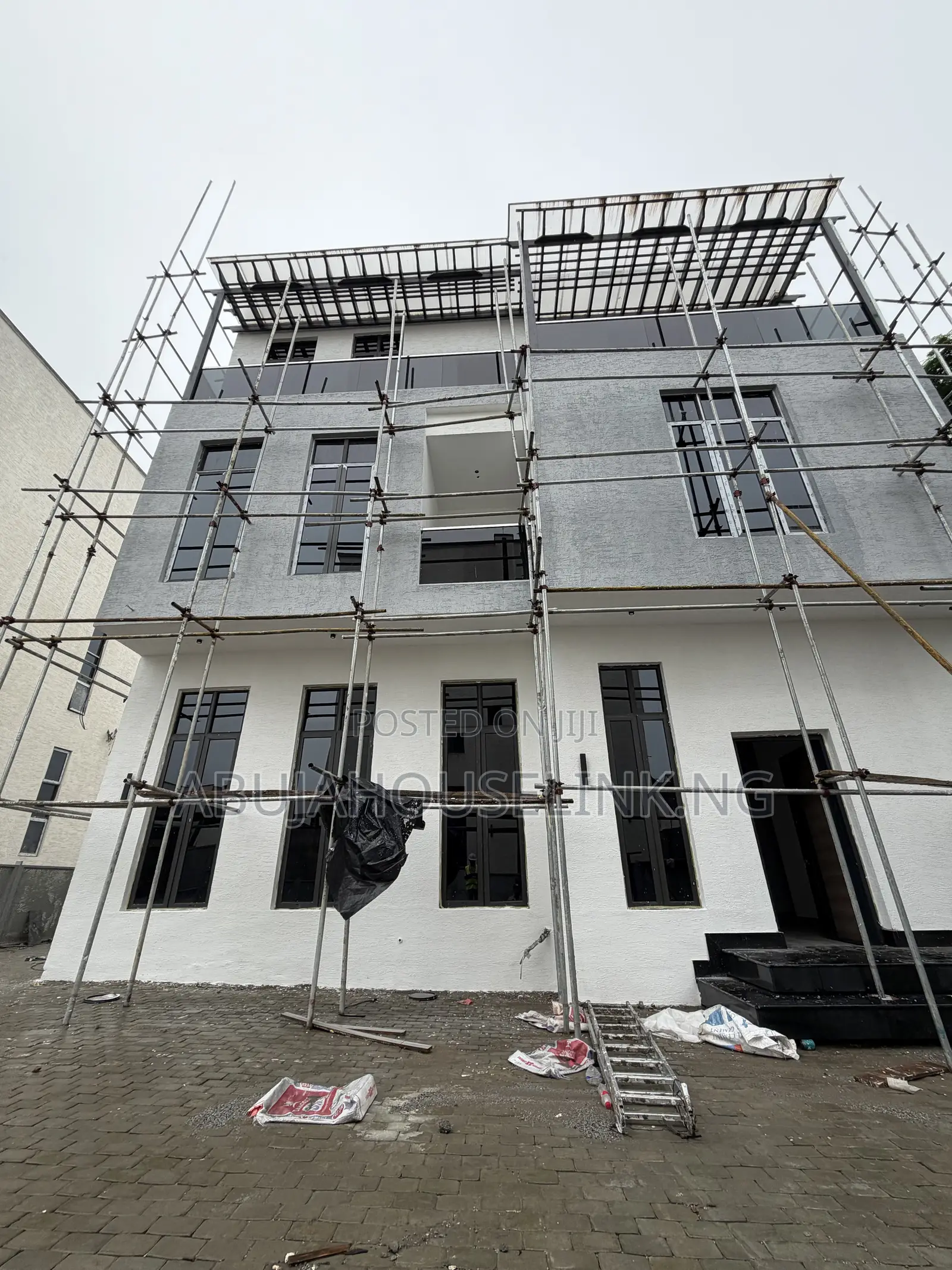 6bdrm Duplex in Asokoro Main Abuja for sale