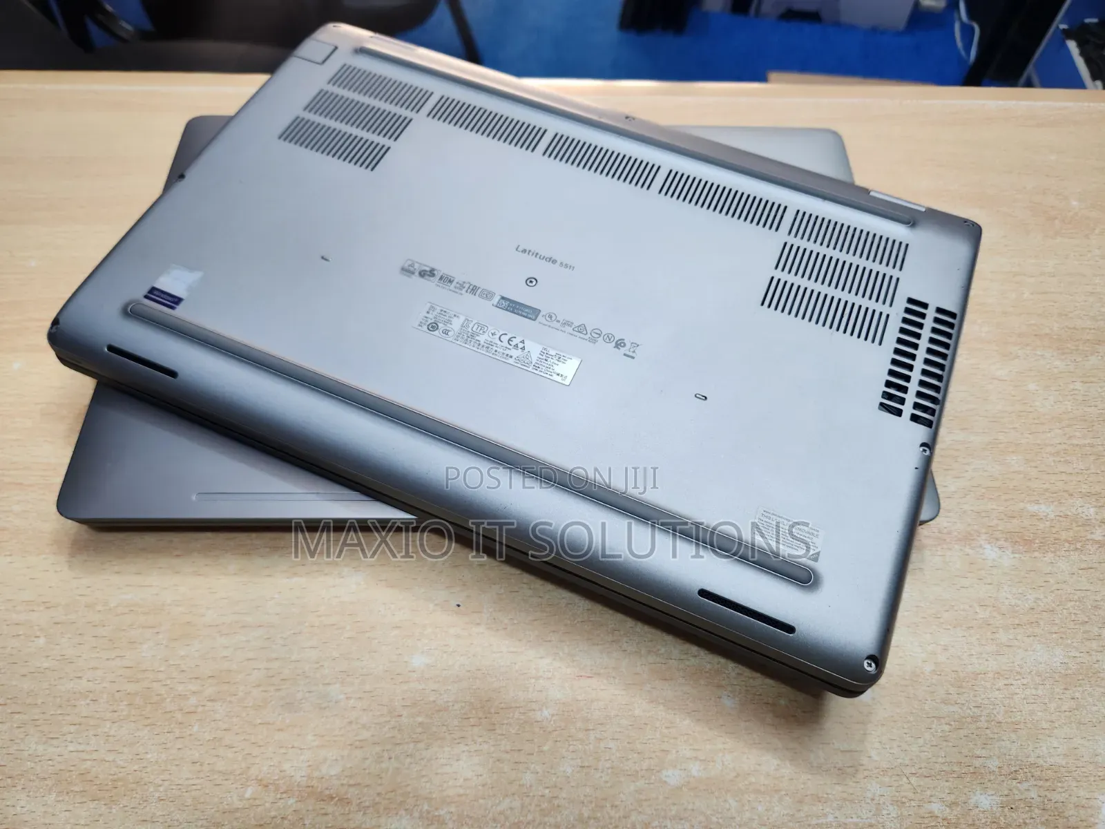 Laptop Dell Latitude 5511 8GB Intel Core i7 SSD 256GB