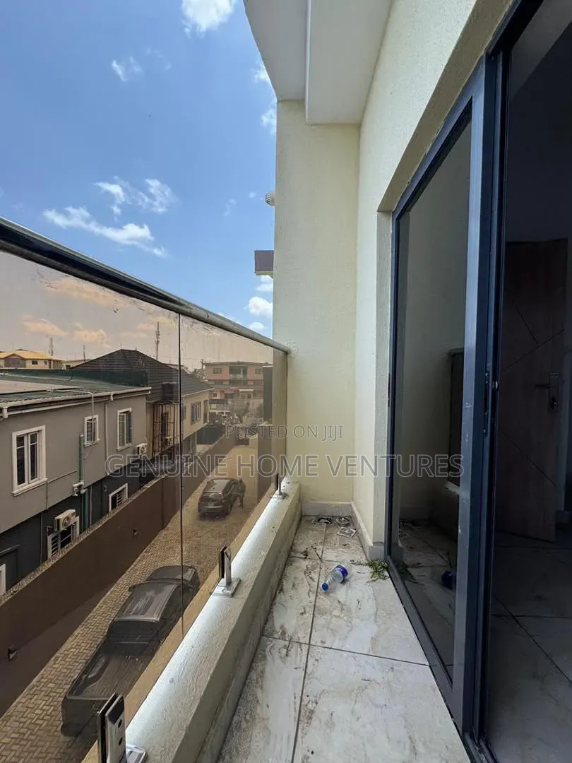 4bdrm Duplex in Phase 1 / Gbagada for sale