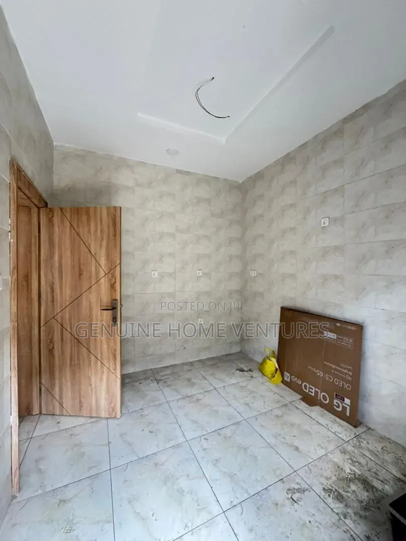 4bdrm Duplex in Phase 1 / Gbagada for sale