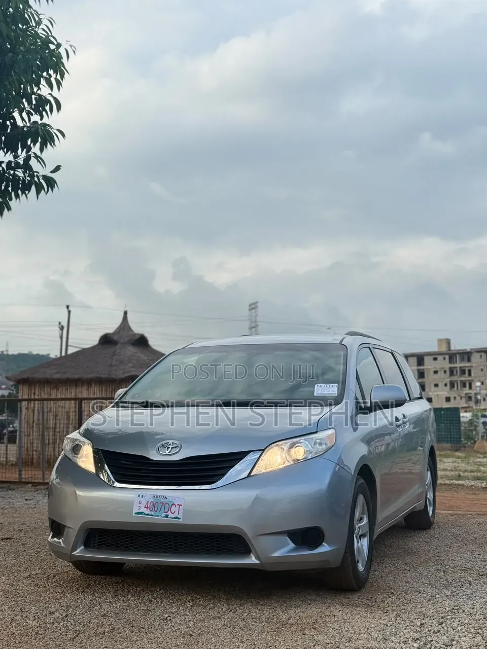 Toyota Sienna 2013 Blue