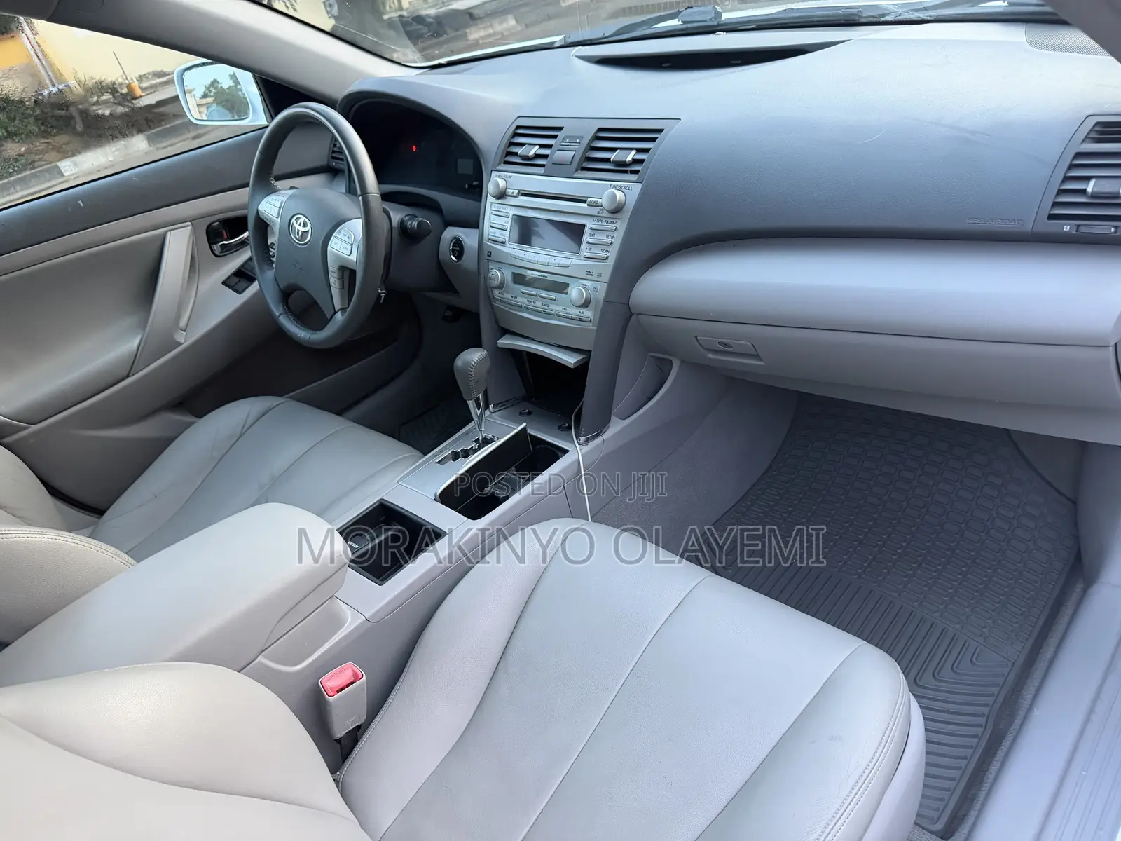 Toyota Camry Hybrid 2009 White