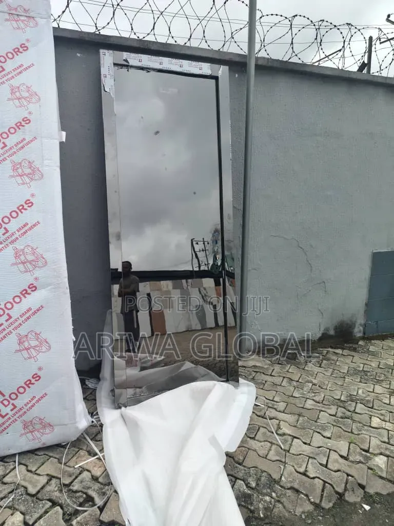 Quality Standard Germa Security Glass Door