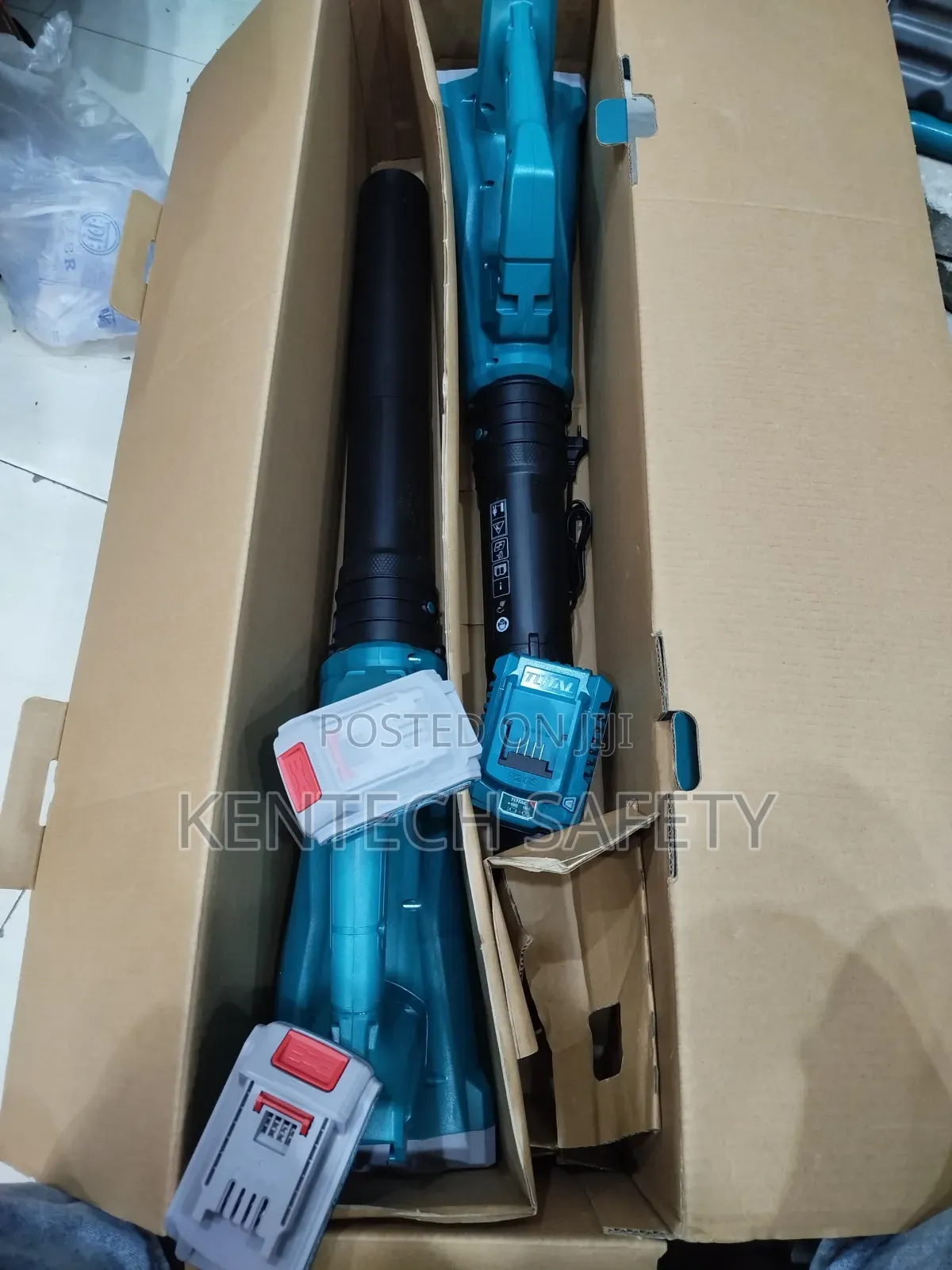 Total Blowers Battery Type With Grass Cutter Two Combo 20v