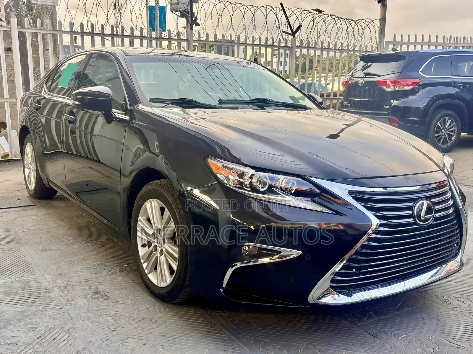 Lexus ES 350 FWD 2014 Black