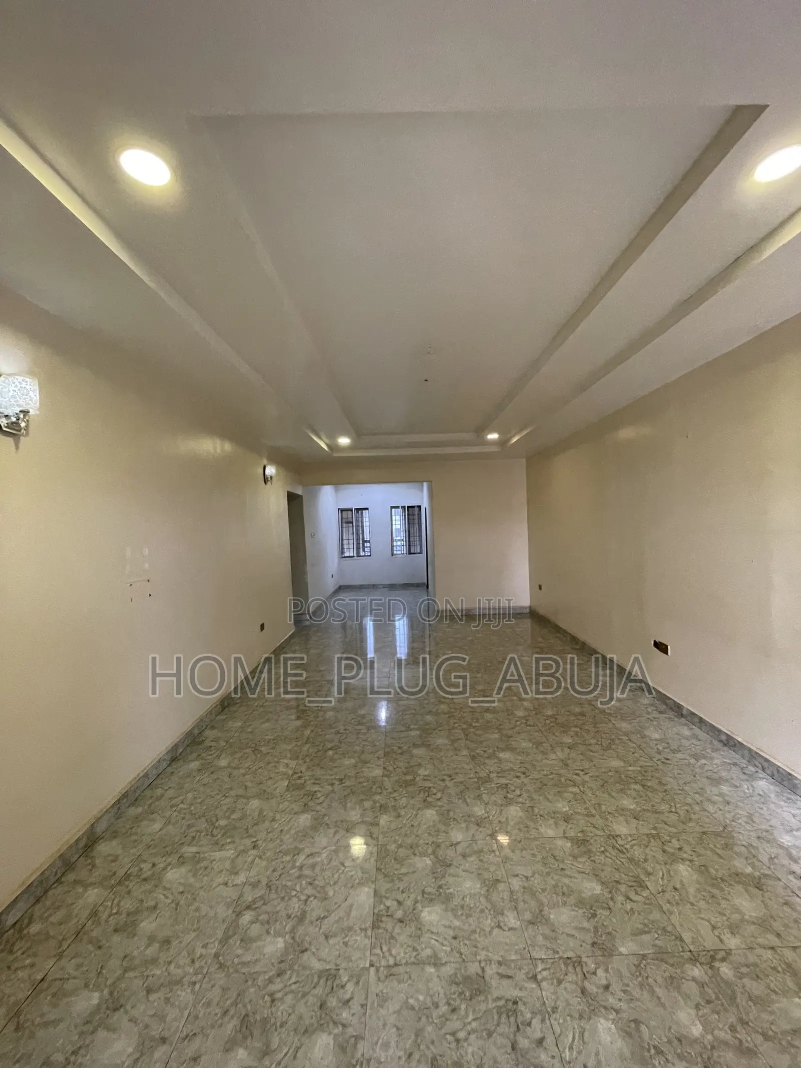 2bdrm Block of Flats in Trans Engineering for rent