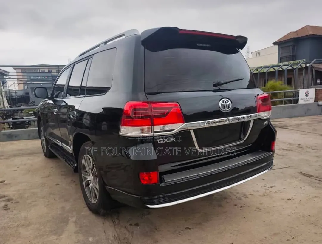 Toyota Land Cruiser 2017 Black