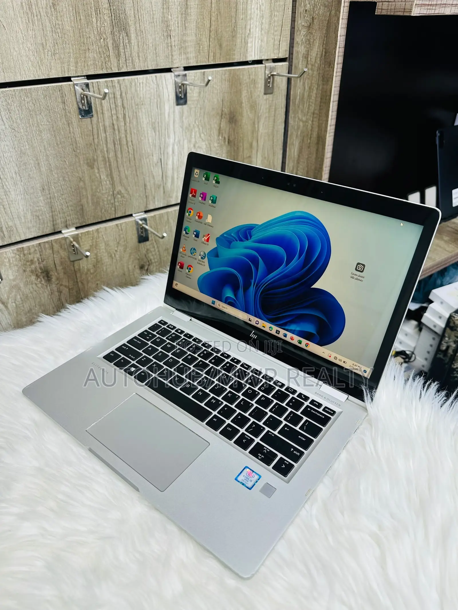 Laptop HP EliteBook 1030 8GB Intel Core i7 SSD 256GB
