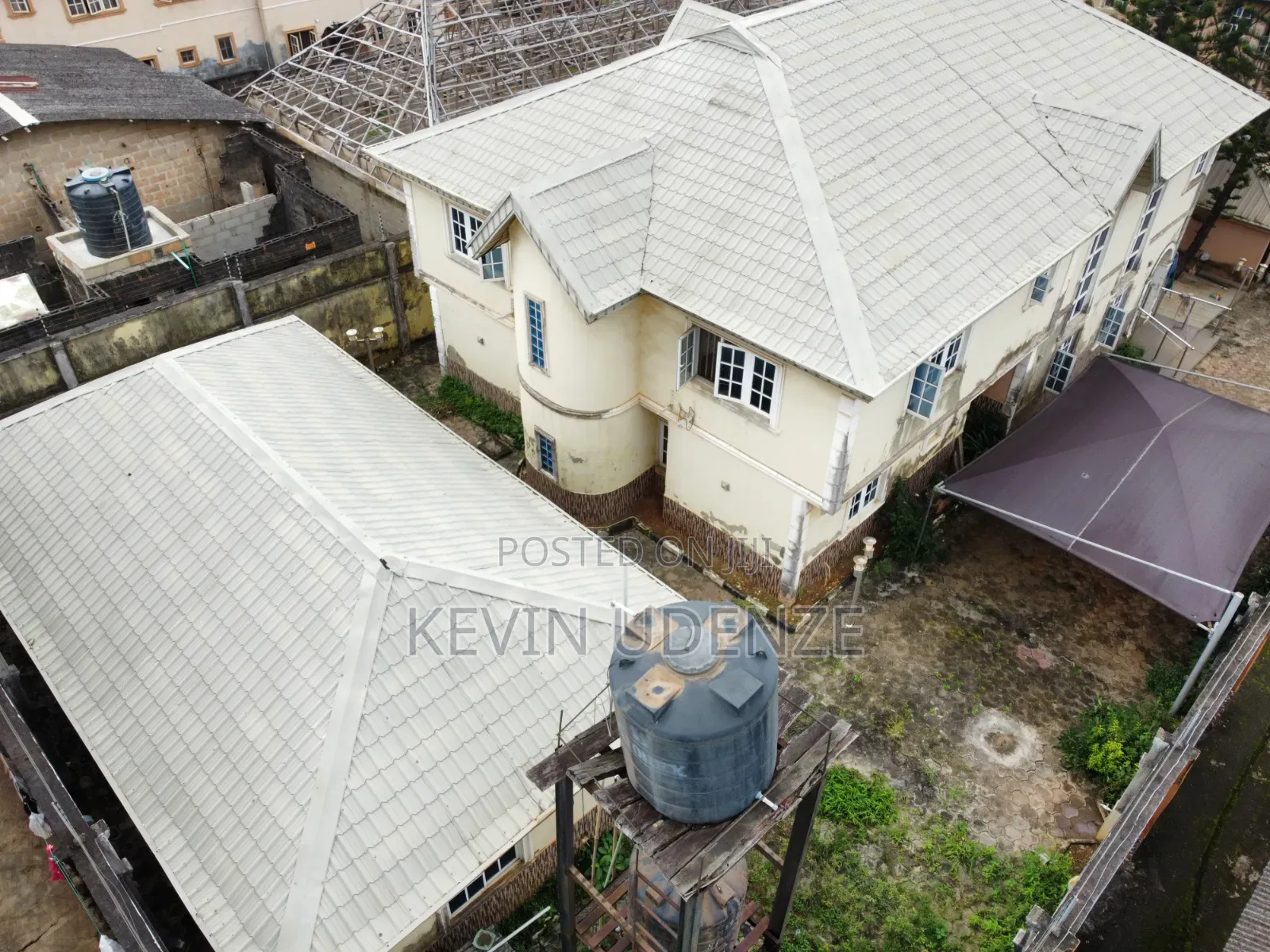 5bdrm Duplex in Erunwe for sale