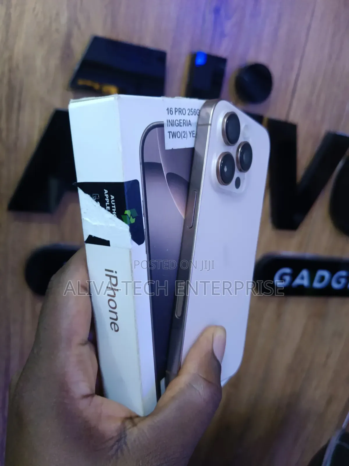 Apple iPhone 16 Pro 256 GB Pink