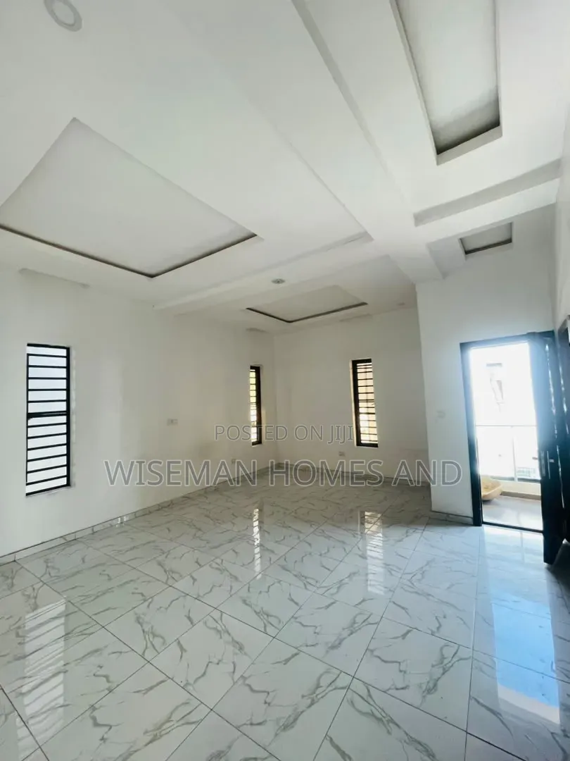 4bdrm Duplex in Ikota Lekki Eti-Osa for rent