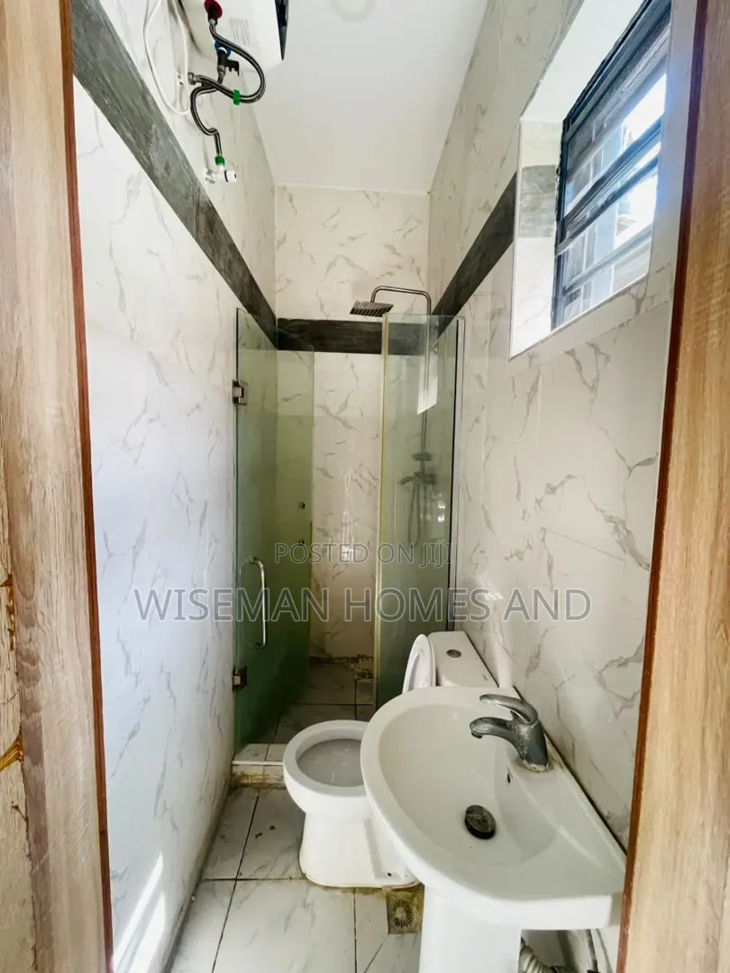 4bdrm Duplex in Ikota Lekki Eti-Osa for rent
