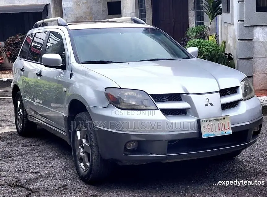 Mitsubishi Outlander 2.4 2003 Silver