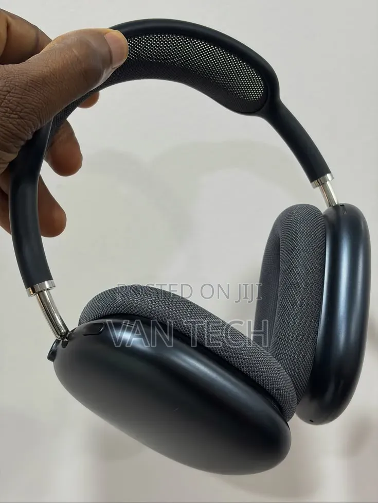 Clean UK Used Airpods Max 2