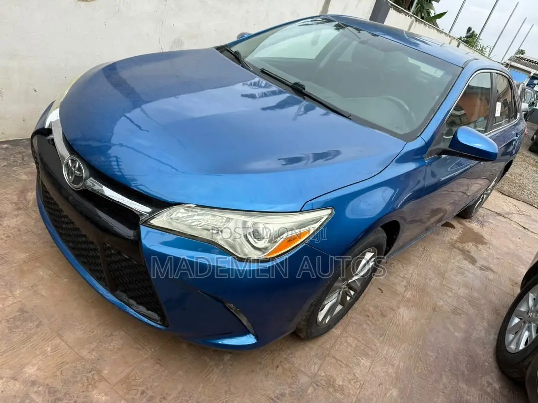 Toyota Camry SE 4dr Sedan (2.5L 4cyl 6A) 2016 Blue