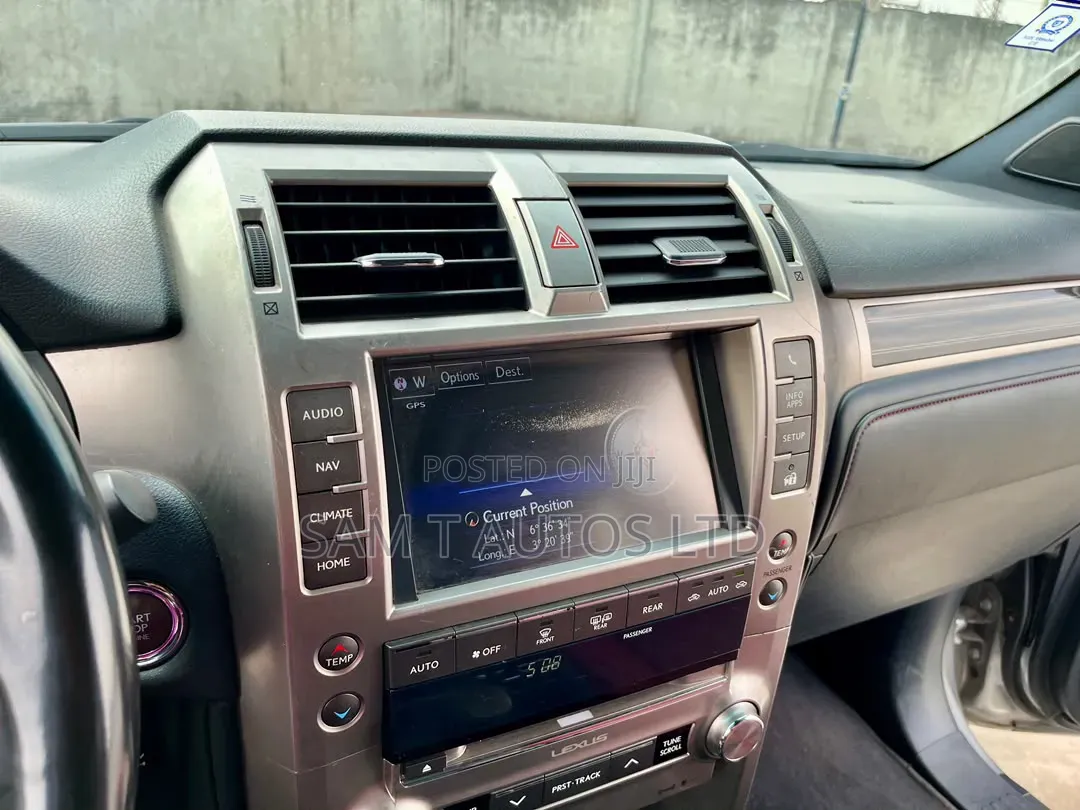 Lexus GX 460 2021 Gold