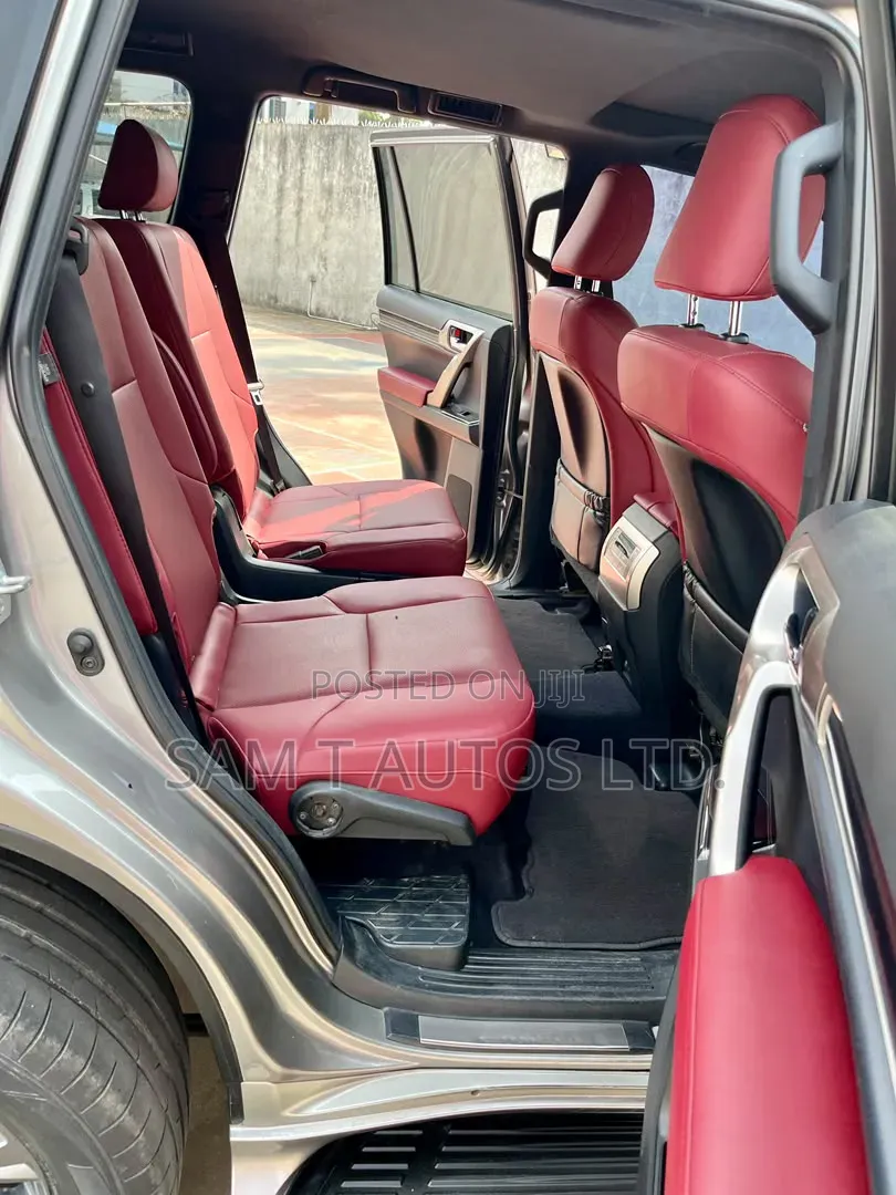 Lexus GX 460 2021 Gold