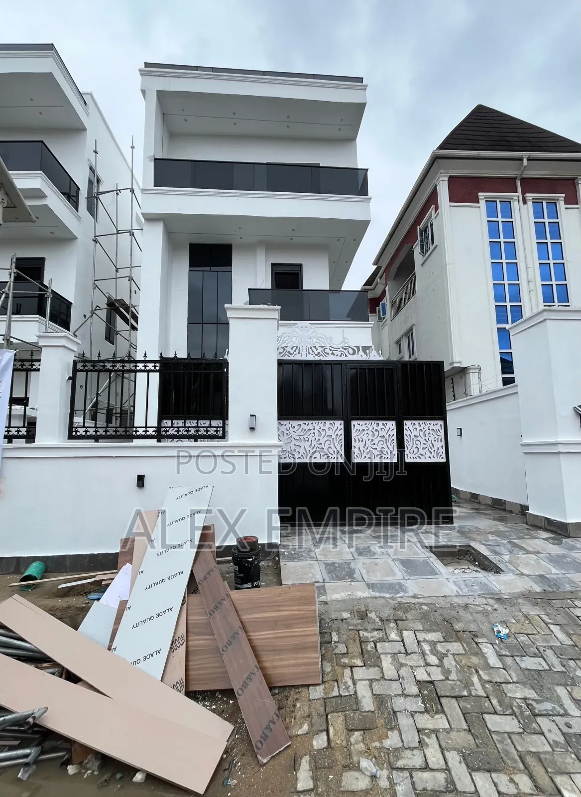 5bdrm Duplex in Ago Palace for sale