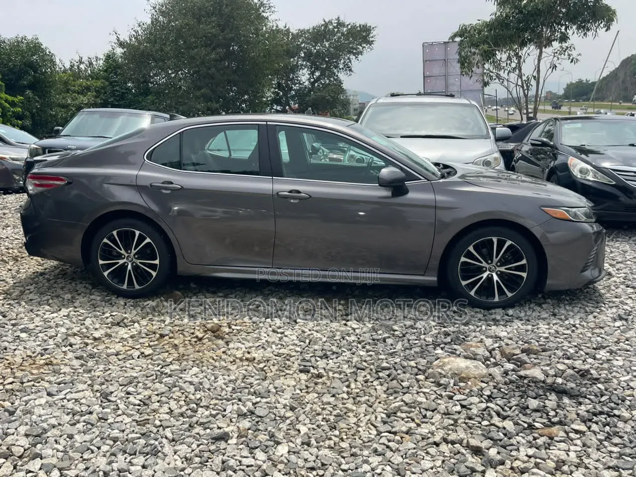 Toyota Camry 2020 Brown